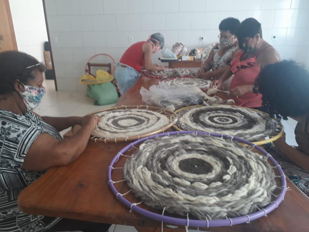 Curso de lã de ovelhas do SENAR-SP gera renda extra a produtoras rurais